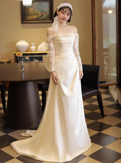 Graceful Lace Sheer Long Sleeves Evening Dress Off-Shoulder Satin Fabric Prom Dress AP0862