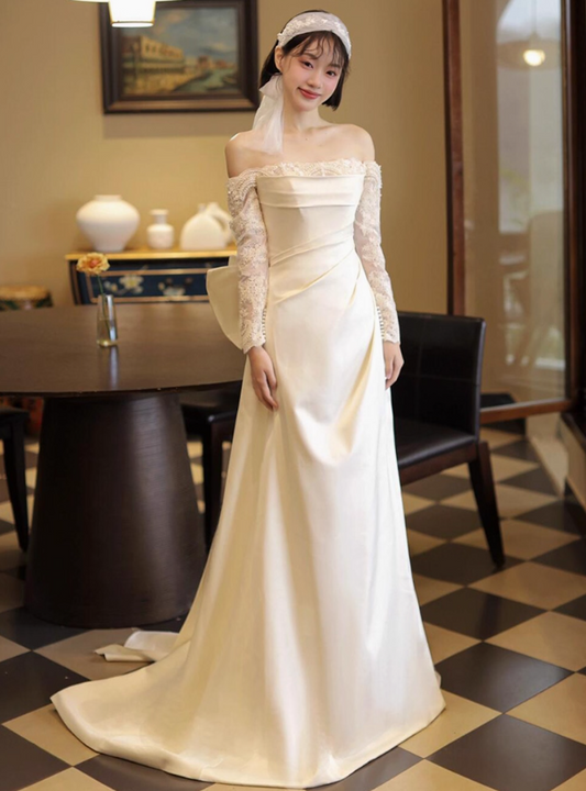 Graceful Lace Sheer Long Sleeves Evening Dress Off-Shoulder Satin Fabric Prom Dress AP0862