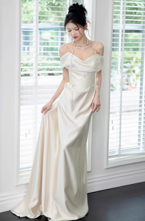 Minimalist Satin Fabric Asymmetric Neckline Bridal Dress Off-Shoulder Cinched-Waist Wedding Dress AP0866