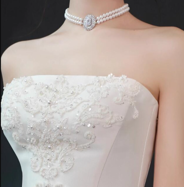Alluring Applique Beading Big Bow Ornament Bridal Dress Strapless Satin Fabric Wedding Dress AP0869