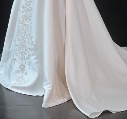 Alluring Applique Beading Big Bow Ornament Bridal Dress Strapless Satin Fabric Wedding Dress AP0869