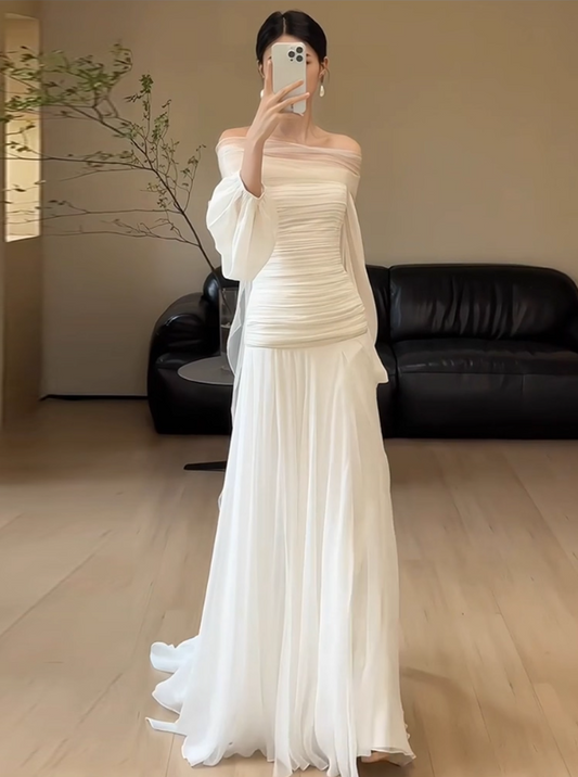 Graceful Sheer Tulle Long Sleeves Evening Dress Off-Shoulder Strapless Breathable Prom Dress AP0871