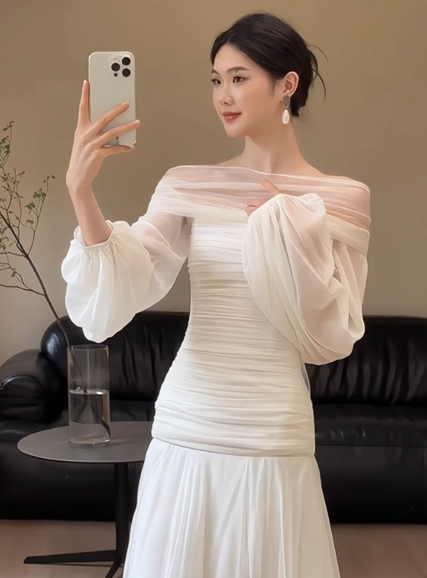 Graceful Sheer Tulle Long Sleeves Evening Dress Off-Shoulder Strapless Breathable Prom Dress AP0871