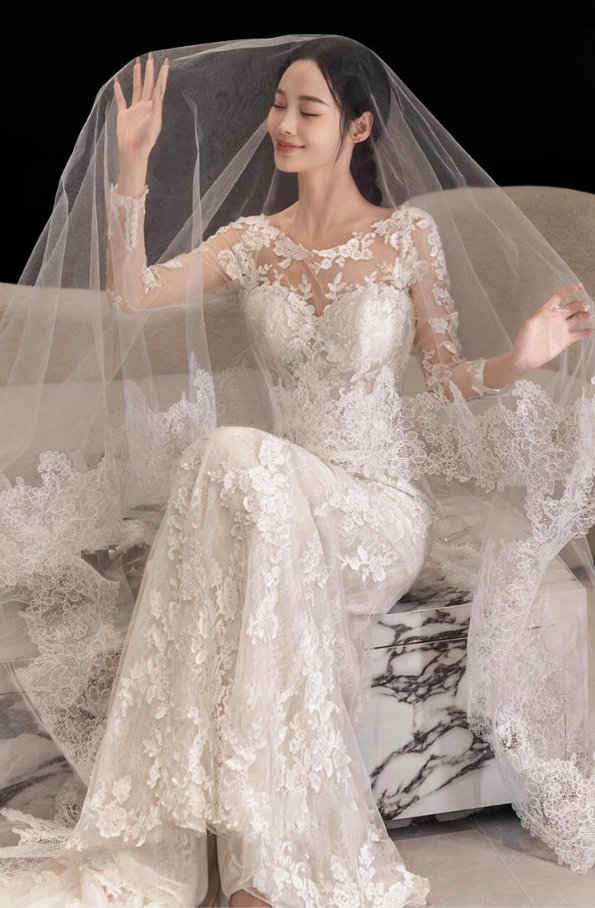 Chic Applique Lace Sleeve Ornament Bridal Mermaid Dress Strapless Floral Accent Wedding Dress AP0872