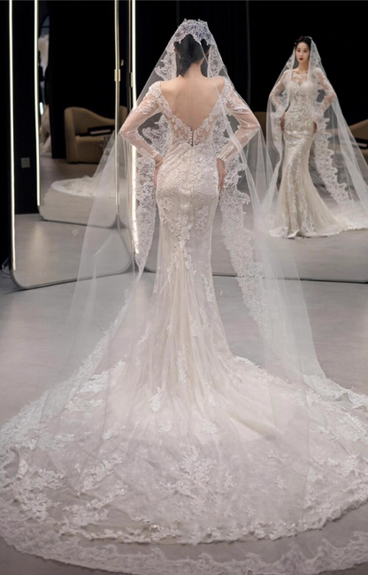 Chic Applique Lace Sleeve Ornament Bridal Mermaid Dress Strapless Floral Accent Wedding Dress AP0872