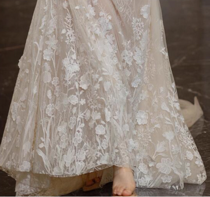 Gorgeous Lace Sheer Long Sleeves Bridal Dress Off-Shoulder Stereo Applique Wedding Dress AP0880