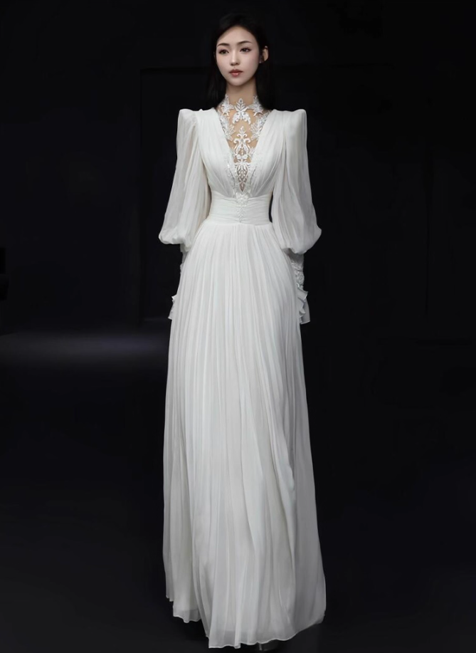 Vintage-Inspired Natural Pleats Fluffy Long Sleeve Intricate Sheer Lace Hollow-Out Prom Dress AP0886