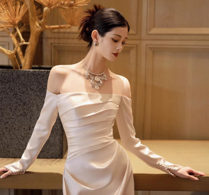 Timeless Long Sleeves Natural Pleats Evening Dress Off-Shoulder Satin Fabric Prom Dress AP0887