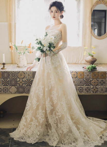 French-Inspired Flowing Textured Tulle Engagement Dress Strapless Sheer Mesh Layered Wedding Dress AP0889