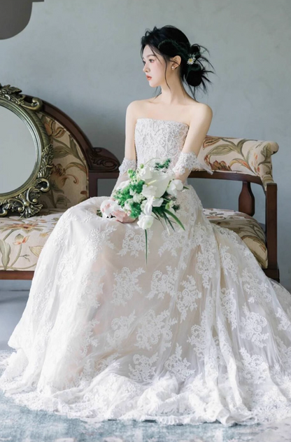 French-Inspired Flowing Textured Tulle Engagement Dress Strapless Sheer Mesh Layered Wedding Dress AP0889