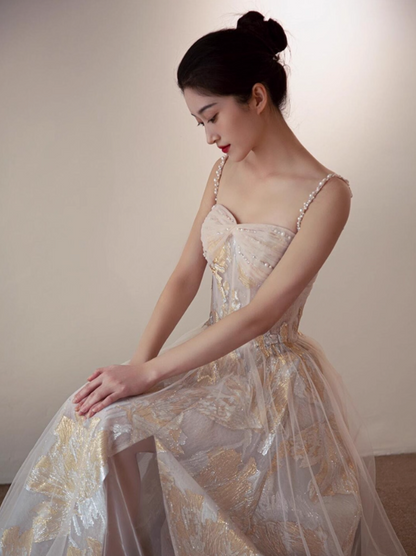 Exquisite Gold-Embroidered Feast Party Dress Chic Beading Spaghetti Strap Tulle Overlay Prom Dress AP0892