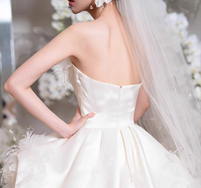 Charming Feather Accent White Satin Fabric Mini Ball Gown Strapless Cloud Bubble Homecoming Dress AP0894