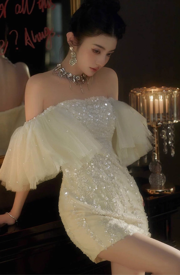 Dreamy Sparkle Layered Tulle Off-Shoulder Puff Sleeve Mini Dress Sequin Bodycon Homecoming Dress AP0898