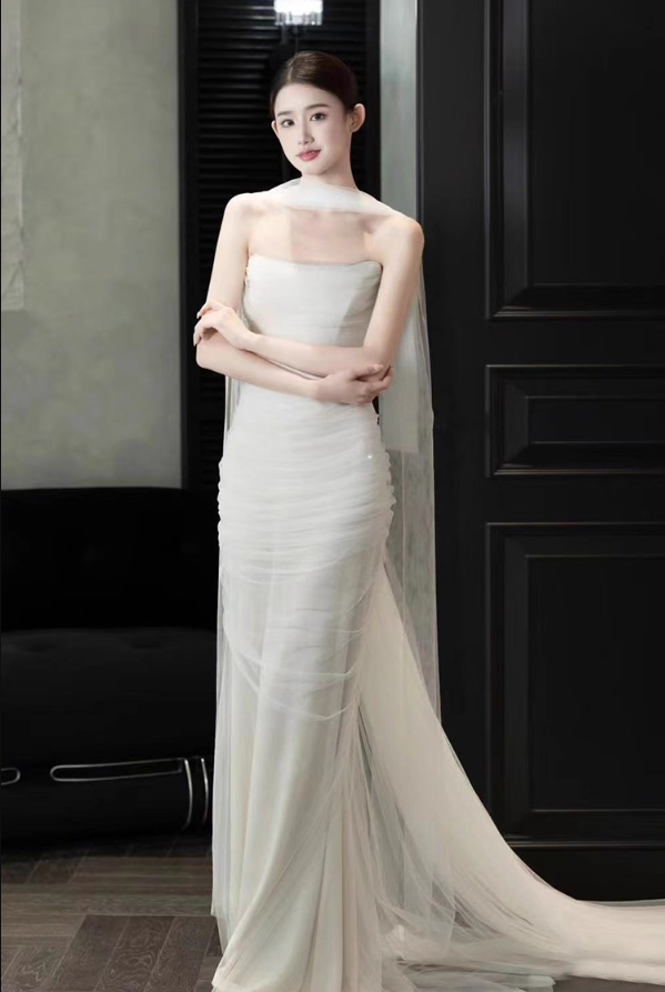 Elegant Ivory Tulle Overlay Bridal Mermaid Dress Classical Strapless Dreamy Wedding Dress AP0904