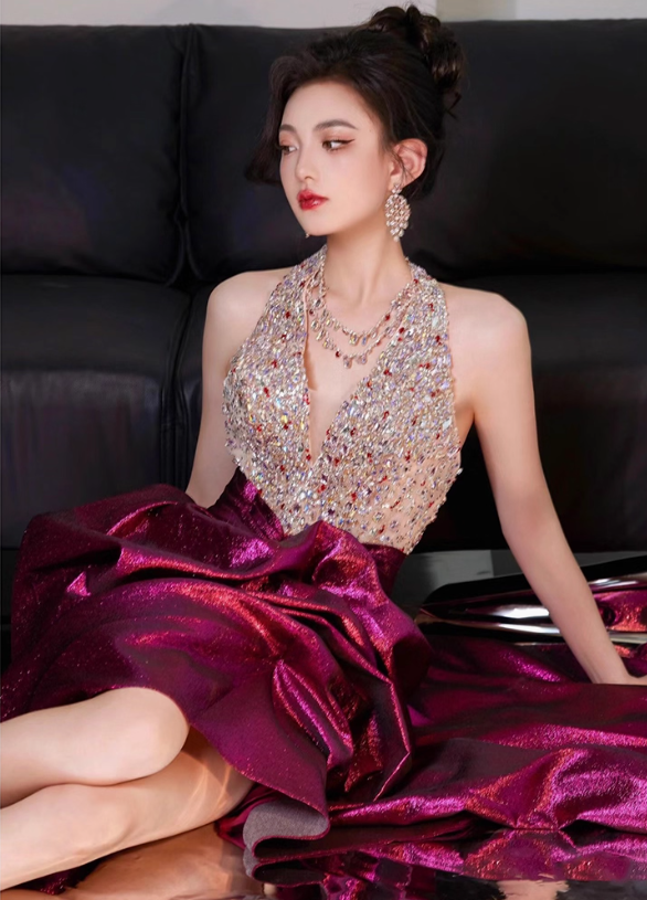 Luxurious Sparkle Rhinestone V-Neck Maxi Dress High-Slit Satin Fabric Halter Prom Dress AP0908