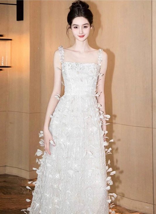 Vibrant Stereo Feather Glitter Fabric Feast Evening Dress Chic Beading Spaghetti Strap Prom Dress AP0909