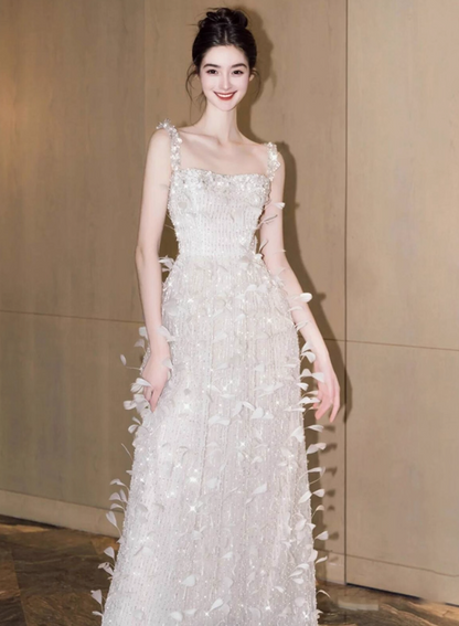 Vibrant Stereo Feather Glitter Fabric Feast Evening Dress Chic Beading Spaghetti Strap Prom Dress AP0909