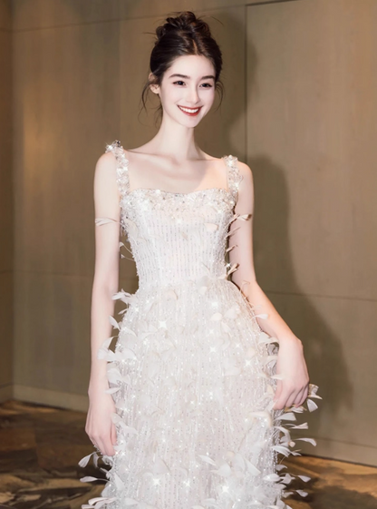 Vibrant Stereo Feather Glitter Fabric Feast Evening Dress Chic Beading Spaghetti Strap Prom Dress AP0909