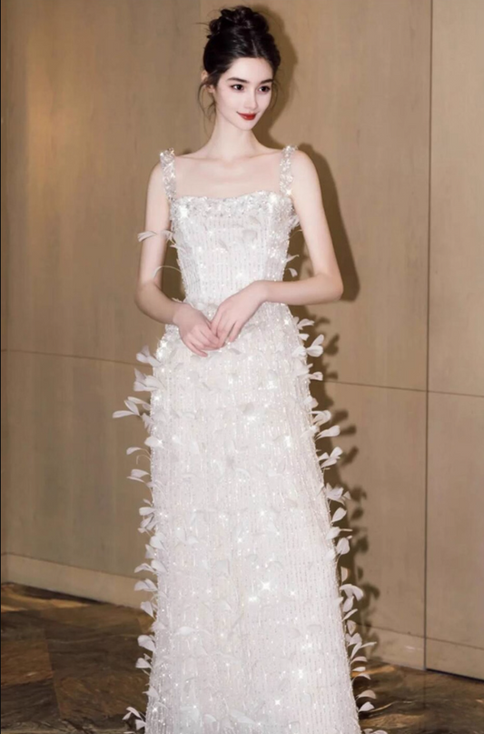 Vibrant Stereo Feather Glitter Fabric Feast Evening Dress Chic Beading Spaghetti Strap Prom Dress AP0909