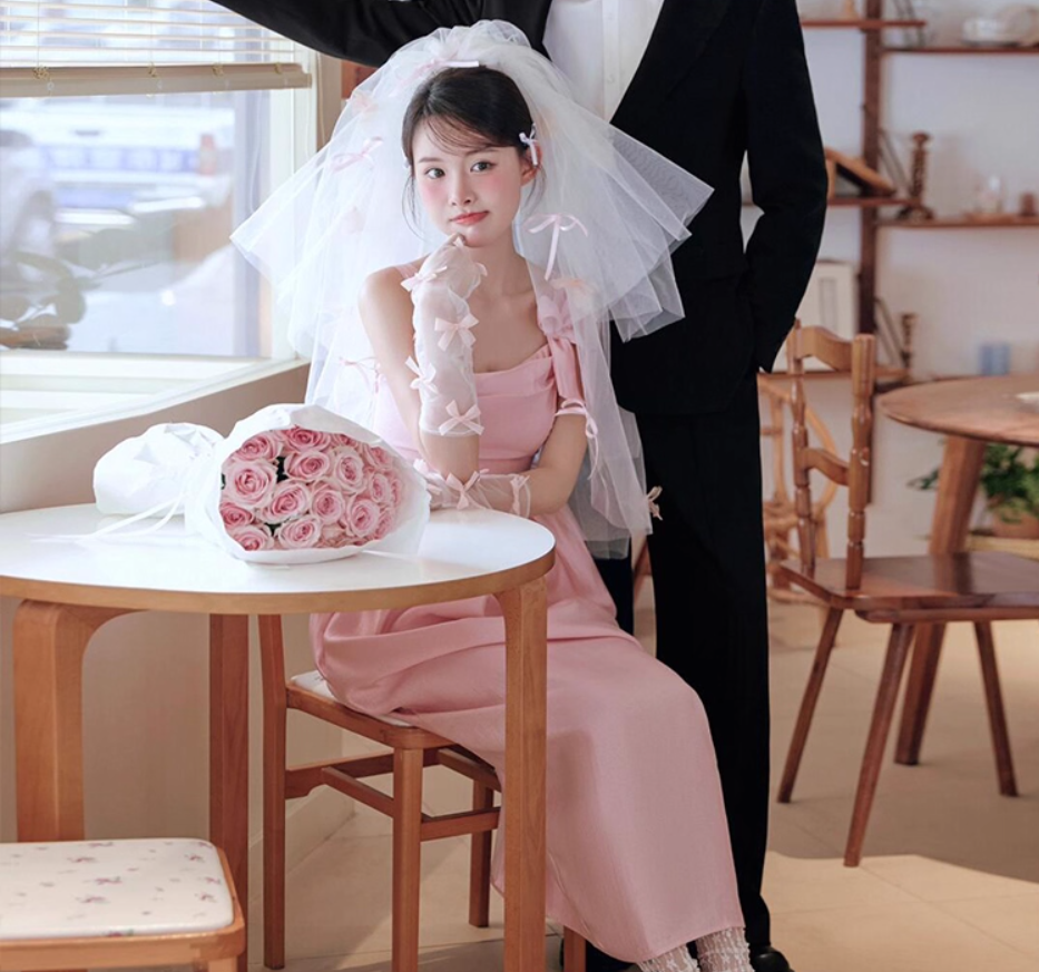 Sweet Pink Stereo Bow-Knot Cute Bridal Dress Square Neck Spaghetti Strap Wedding Dress AP0910