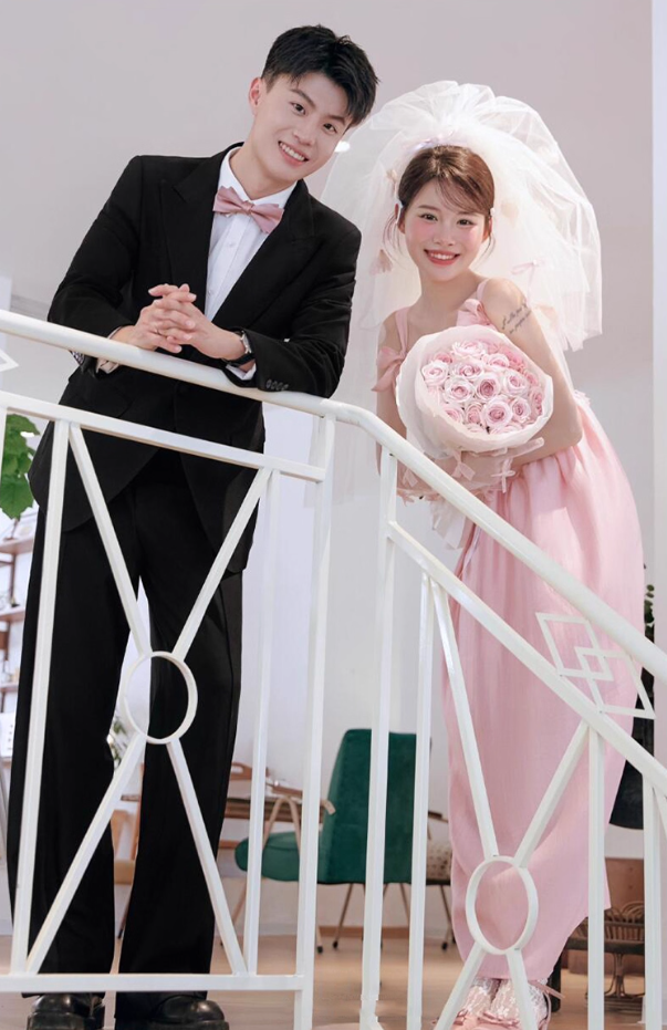 Sweet Pink Stereo Bow-Knot Cute Bridal Dress Square Neck Spaghetti Strap Wedding Dress AP0910