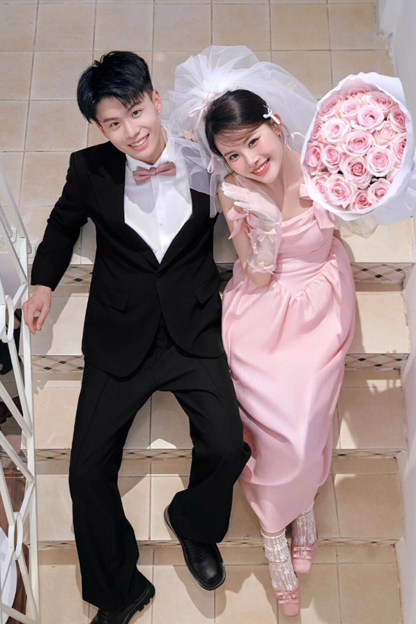 Sweet Pink Stereo Bow-Knot Cute Bridal Dress Square Neck Spaghetti Strap Wedding Dress AP0910