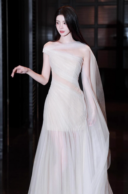 Ethereal Sheer Tulle Layered Mesh Stole Evening Dress Round Neckline A-Line Prom Dress AP0915