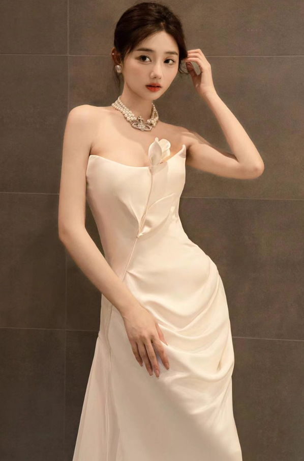 Classical Ivory Strapless Mermaid Dress Draped Handmade Floral Sheath Wedding Dress AP0918
