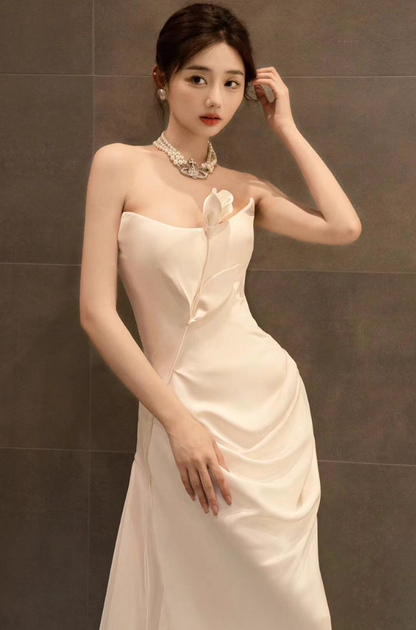 Classical Ivory Strapless Mermaid Dress Draped Handmade Floral Sheath Wedding Dress AP0918