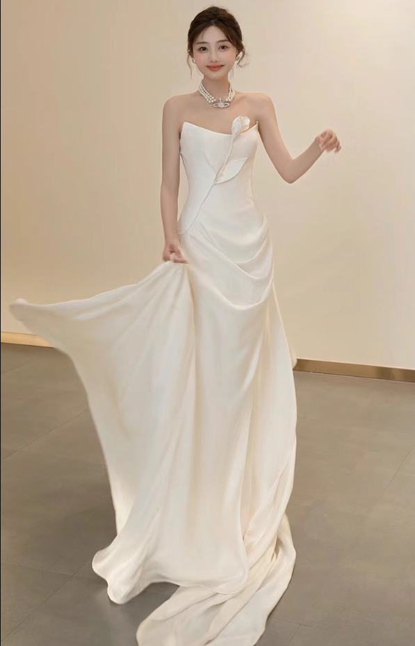 Classical Ivory Strapless Mermaid Dress Draped Handmade Floral Sheath Wedding Dress AP0918