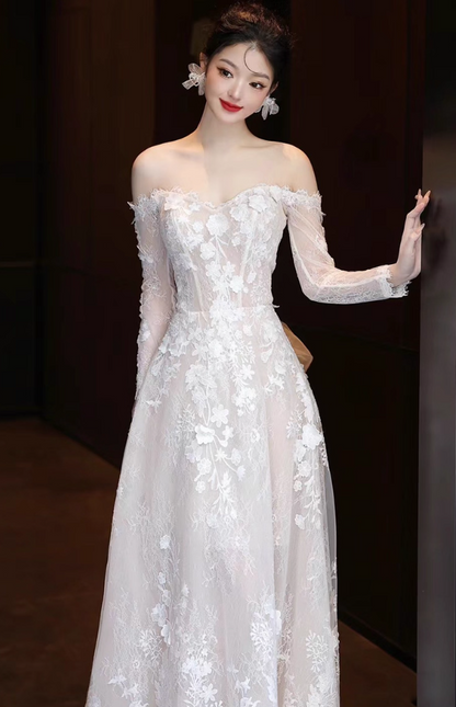 Alluring Sheer Lace Applique Sleeve Maxi Bridal Dress Strapless Mesh Bow-Knot Wedding Dress AP0929