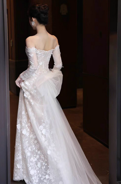 Alluring Sheer Lace Applique Sleeve Maxi Bridal Dress Strapless Mesh Bow-Knot Wedding Dress AP0929
