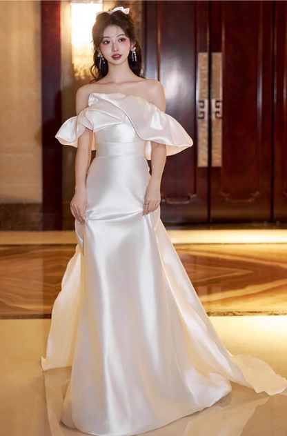 French Style Off-Shoulder Ruffles Trimmed Maxi Dress Lustrous Satin Fabric Strapless Wedding Dress AP0935