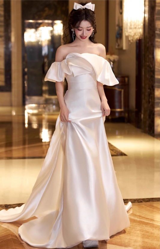 French Style Off-Shoulder Ruffles Trimmed Maxi Dress Lustrous Satin Fabric Strapless Wedding Dress AP0935
