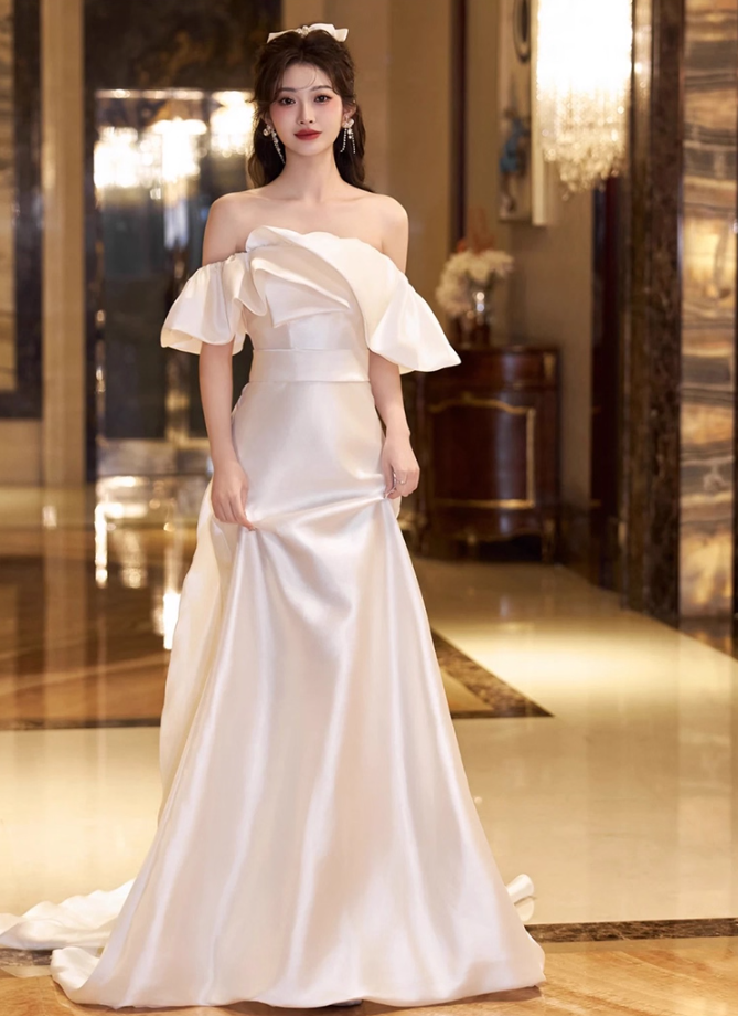 French Style Off-Shoulder Ruffles Trimmed Maxi Dress Lustrous Satin Fabric Strapless Wedding Dress AP0935