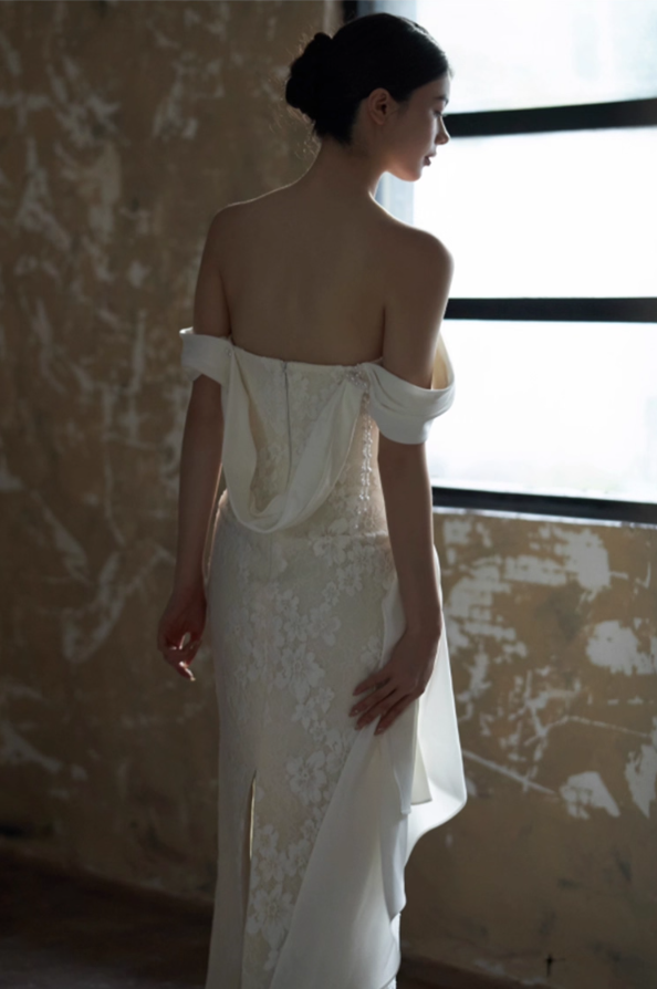 Niche Off-Shoulder Waist Chain Sheath Maxi Dress Beaded Textured Applique Wedding Dress AP0937