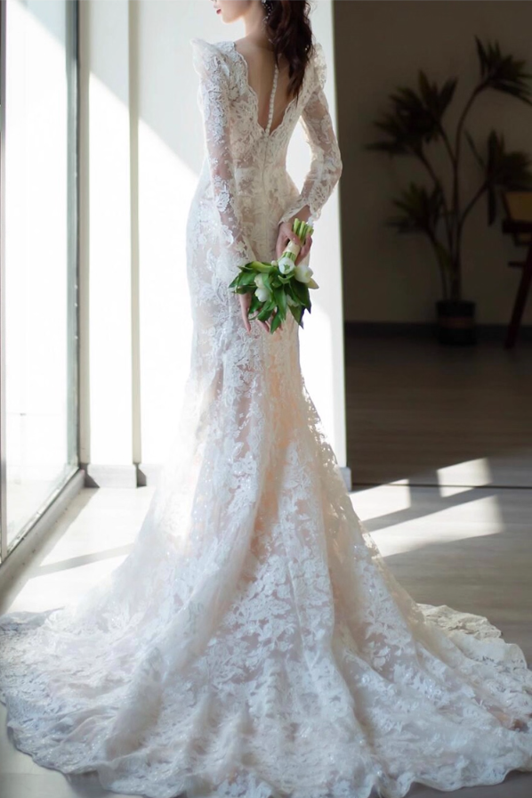 Dreamy V Neck Lace Applique Birthday Outfit Dress Open-Back Long Sleeve Prom Dress AP0945