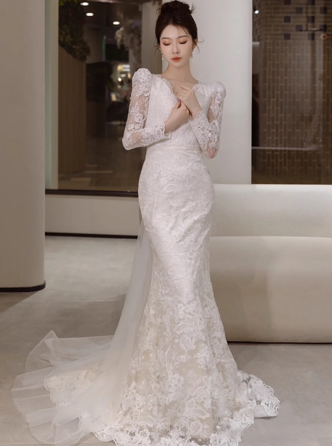 Graceful V Neck Applique Sweet 16 Dress Beaded Tulle Bow Long Sheer Lace Sleeve Prom Dress AP0946