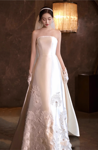 Chic Strapless Applique Satin Fabric Bridal Maxi Dress Beading Sheath Wedding Dress AP0952