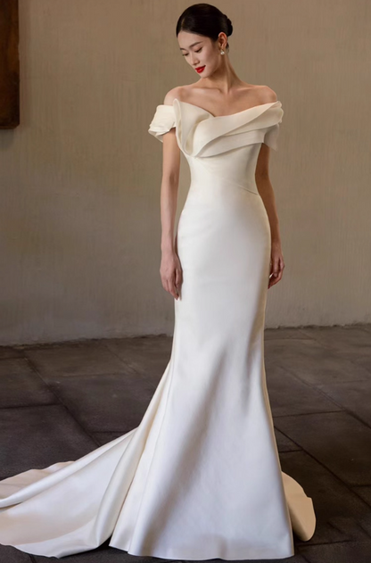Alluring Waist-Cinching Mermaid Maxi Dress Minimalist Ruffles Trimmed Off-Shoulder Wedding Dress AP0953