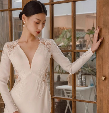 Chic Satin Applique V Neck Mermaid Maxi Dress Hollow-Out Long Sleeve Prom Dress AP0956