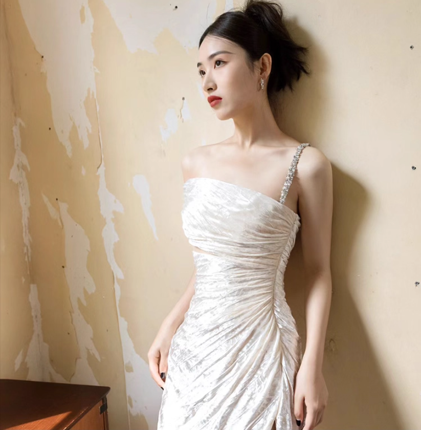 Exquisite Lustrous Fabric Off-Shoulder Maxi Dress High-Slit Gathered Spaghetti Strap Prom Dress AP0959