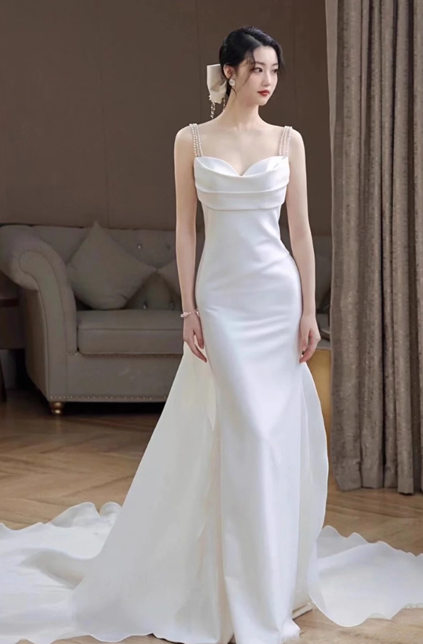 Graceful Sweetheart Neck Satin Fabric Evening Dress Square Neck Backless Beading Strap Prom Dress AP0965