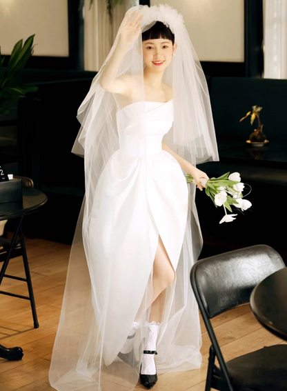 Newest Cinched-Waist High-Slit Bridal Dress Minimalist Strapless Wedding Dress AP0966