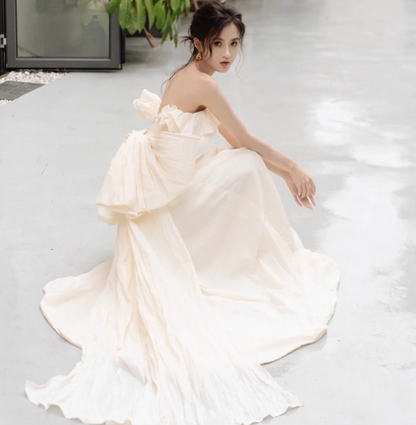 Romantic Ruffles Trimmed Cinched-Waist Sweet 16 Dress Slit Bow Strapless Prom Dress AP0968