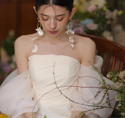 French Style Tulle Off-Shoulder Bridal Dress High-Slit Strapless Wedding Dress AP0971