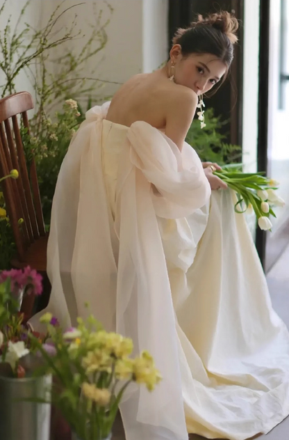 French Style Tulle Off-Shoulder Bridal Dress High-Slit Strapless Wedding Dress AP0971