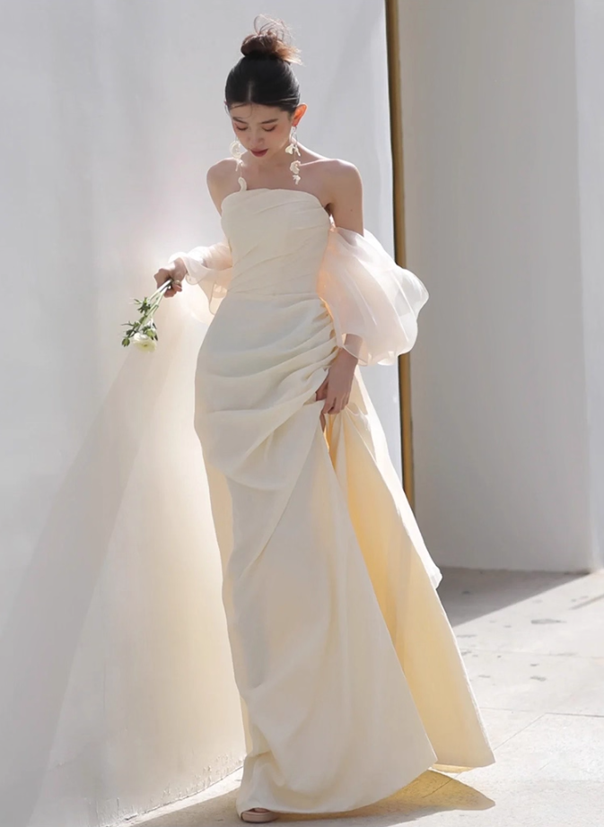 French Style Tulle Off-Shoulder Bridal Dress High-Slit Strapless Wedding Dress AP0971