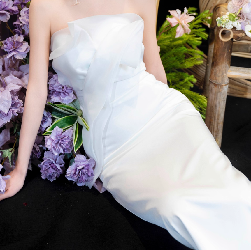 New Fashion Ruffles Trimmed Satin Mermaid Dress Strapless Cinched-Waist Wedding Dress AP0976