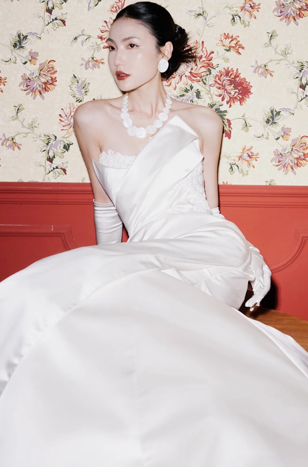 Niche Satin Applique Cinched-Waist Mermaid Maxi Dress Sweetheart Neck Strapless Prom Dress AP0978